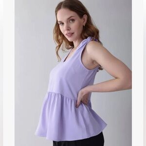 NWT Ingrid & Isabel Tie Strap Maternity/Nursing Peplum Tank